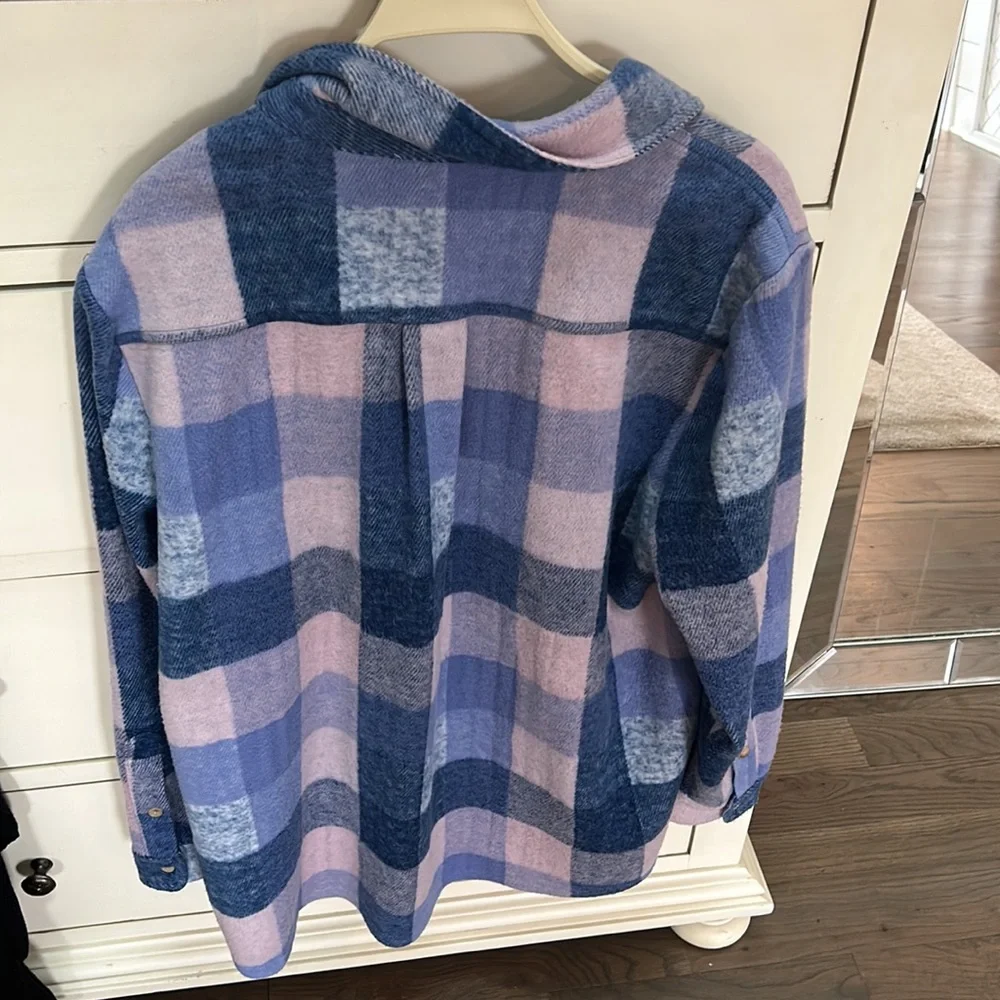 Oversized Shacket - Picture 3 of 3